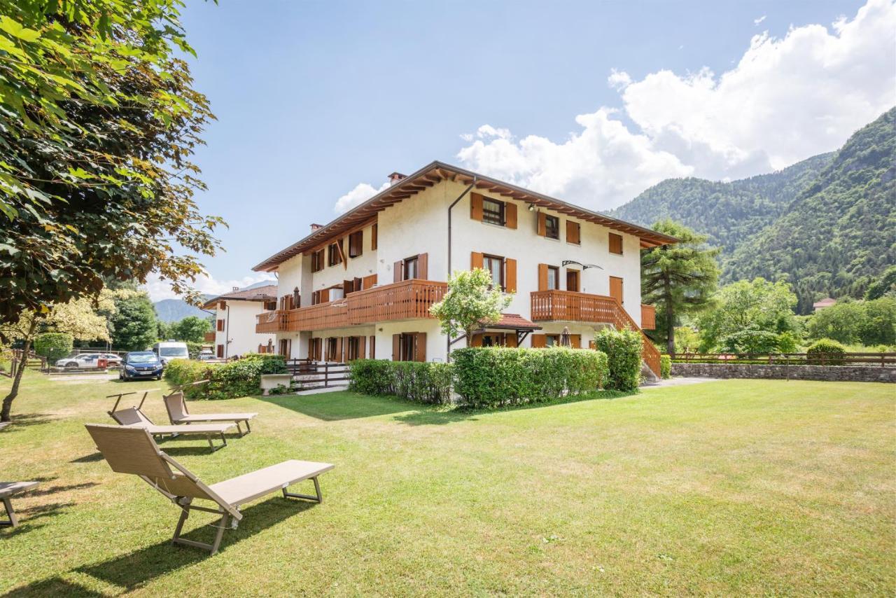 Casa Lucia Leilighet Pieve Di Ledro Eksteriør bilde