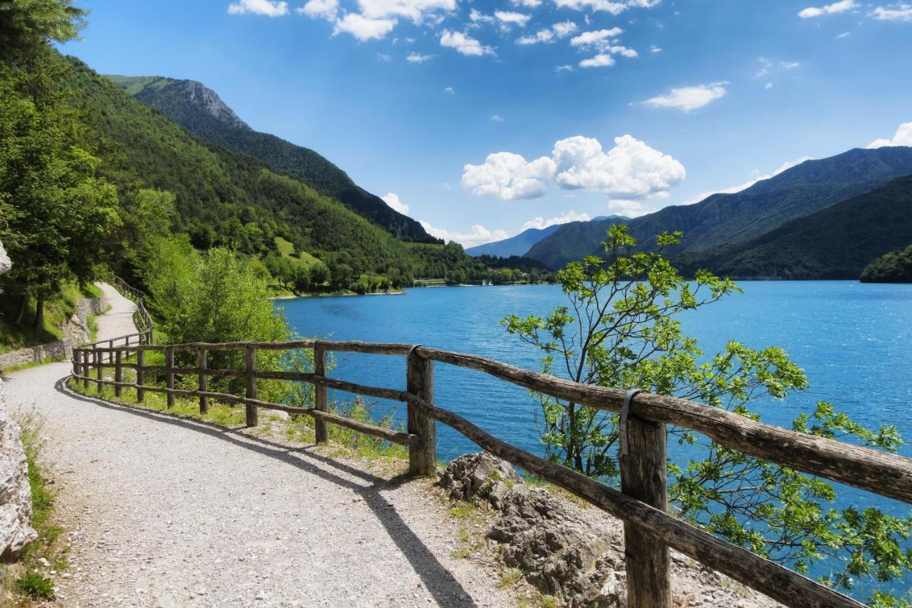 Casa Lucia Leilighet Pieve Di Ledro Eksteriør bilde
